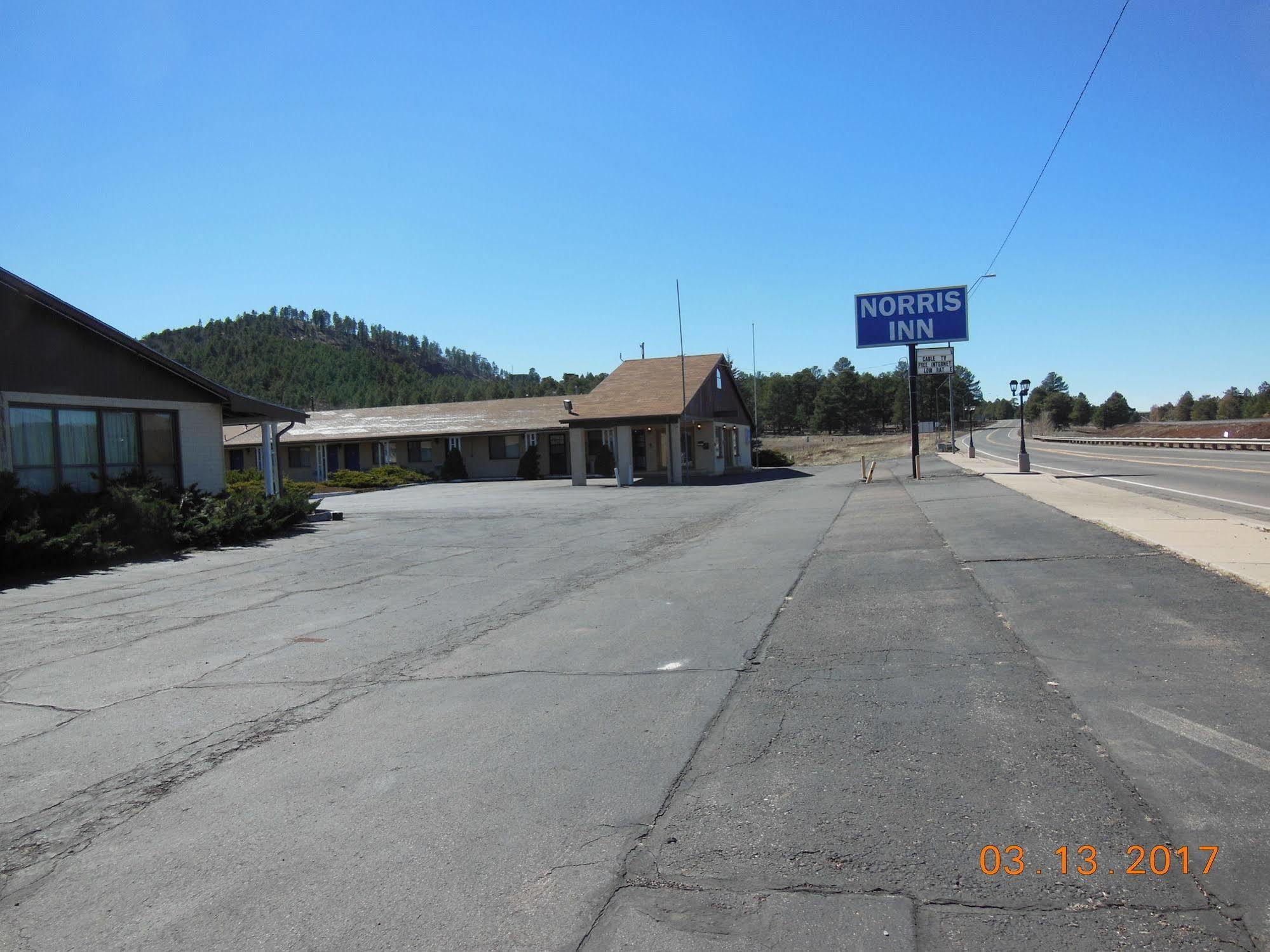 Super 8 By Wyndham Williams West Route 66 - Grand Canyon Area Dış mekan fotoğraf
